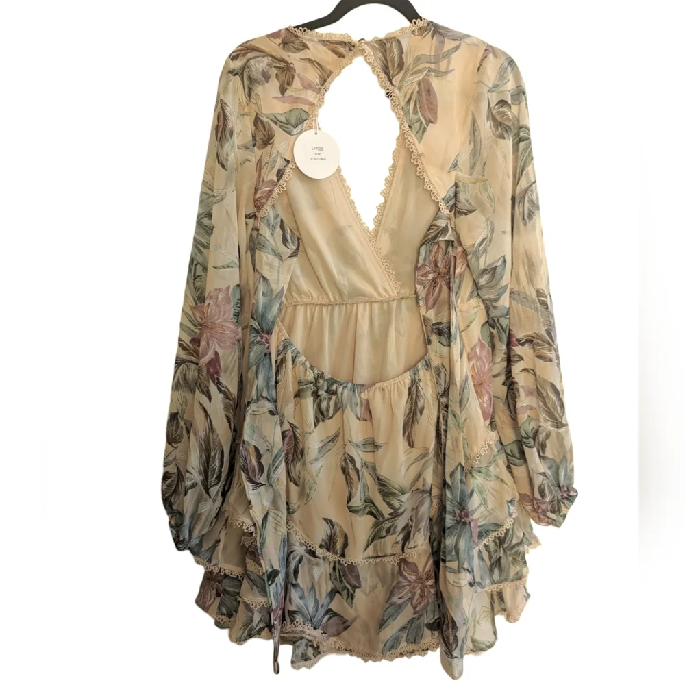 Luxxel Floral Long Sleeve Open Back Dress - Picture 2 of 10